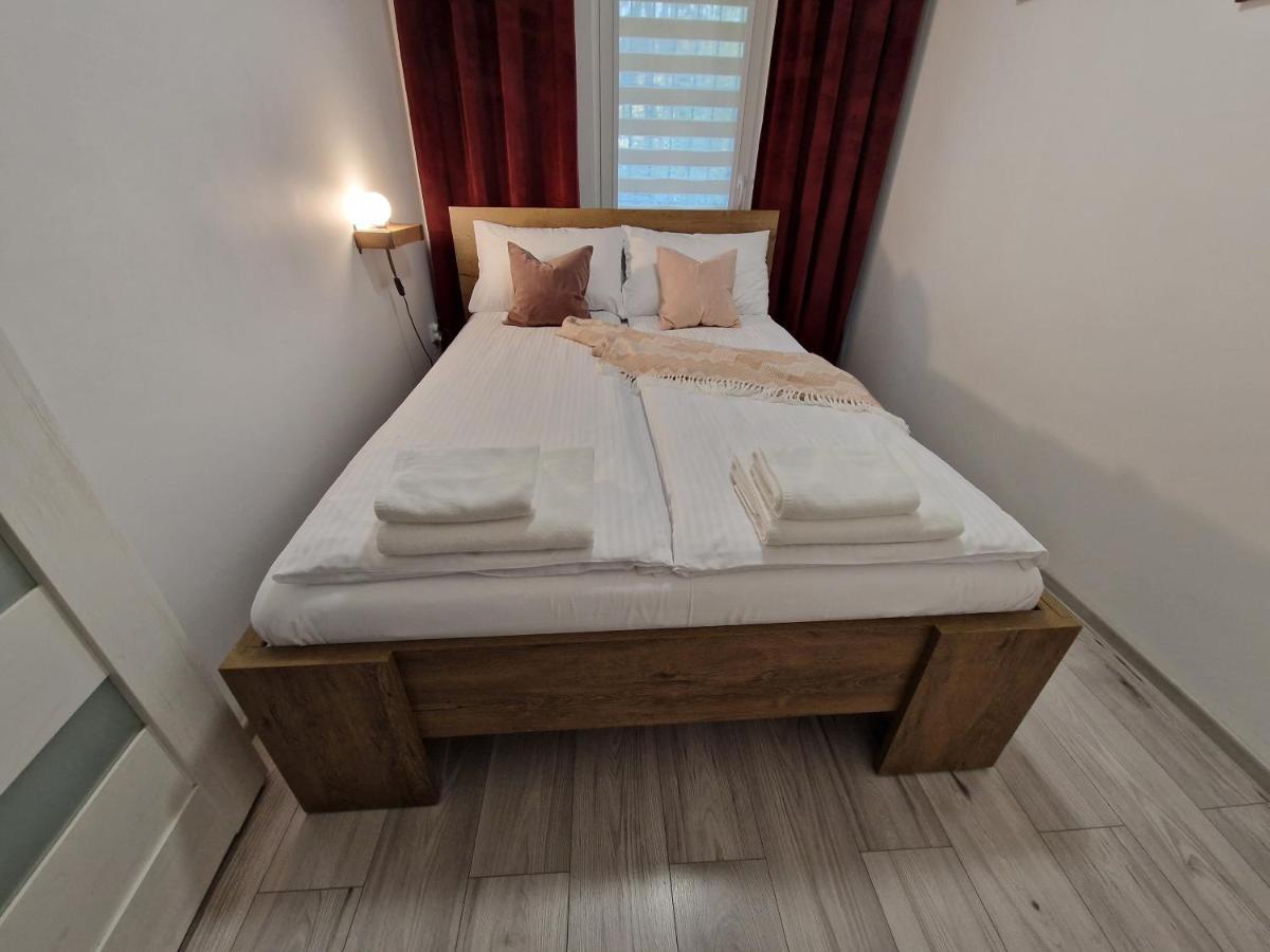 Apartament w Śródmieściu Sanok Exterior foto